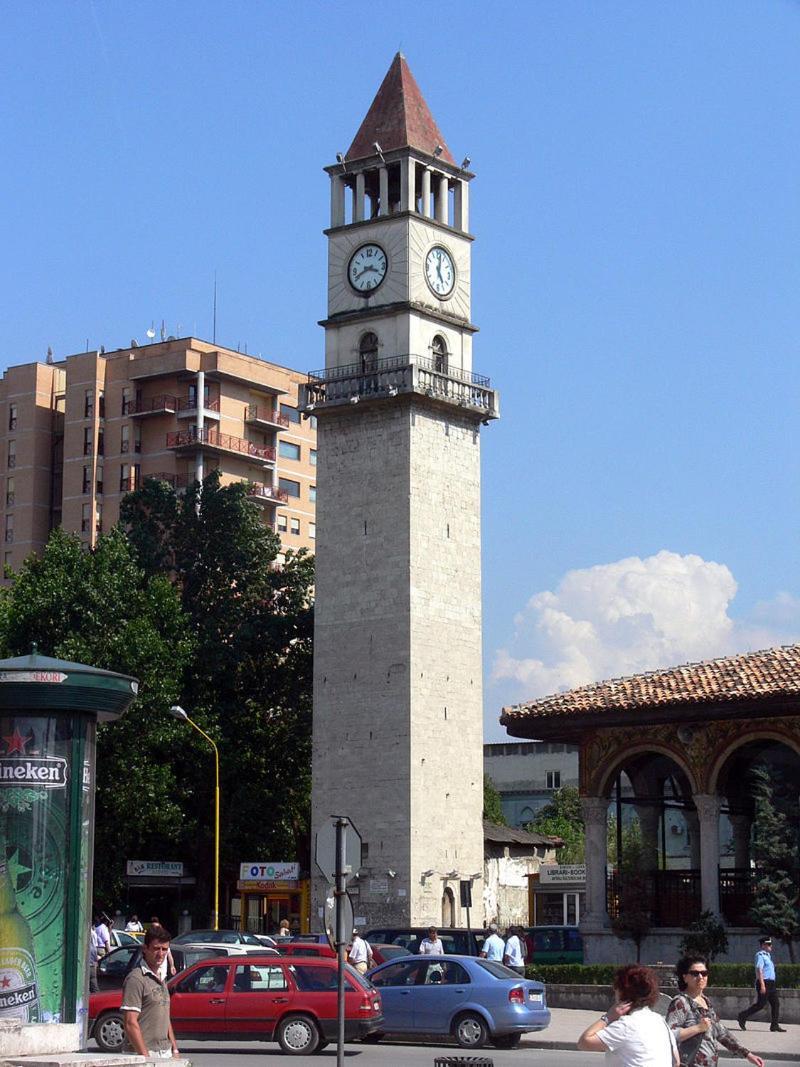 New Bazaar Bliss Apartment Tiranë Luaran gambar